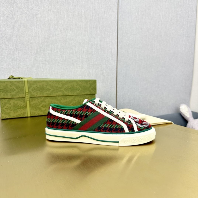 G*u*i casual shoes